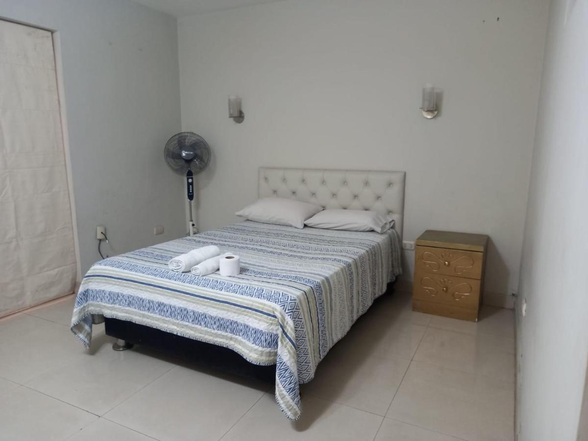 Larcomar Casa De Campo, En El Cuadro, Chaclacayo Bed & Breakfast ลิมา ภายนอก รูปภาพ